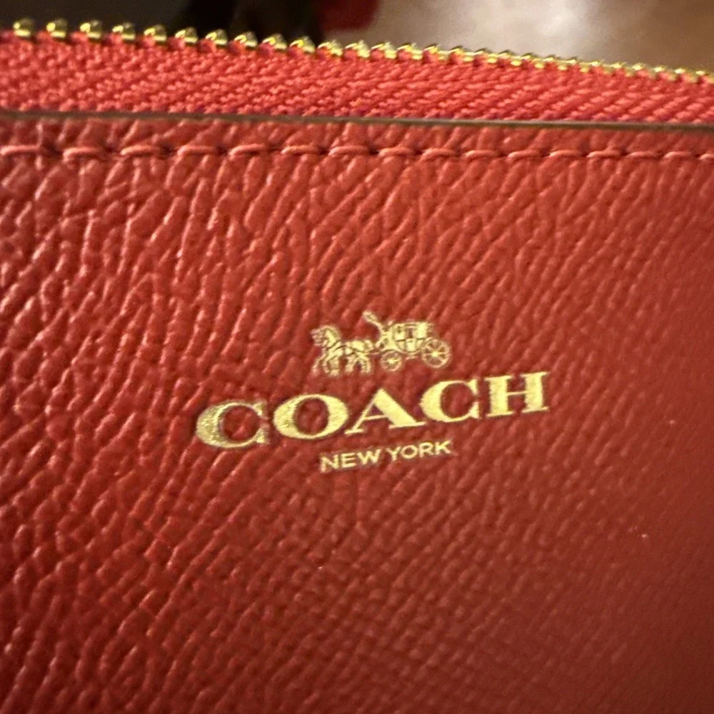 Coach Red Crossgrain Leather Corner Zip‎ Wristlet Small Clutch Bag Gold Logo